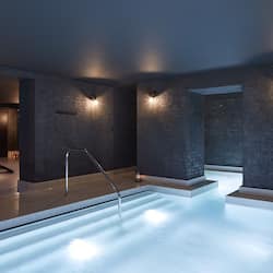 Couples treatment rooms, sauna, hot tub, steam room, body treatments