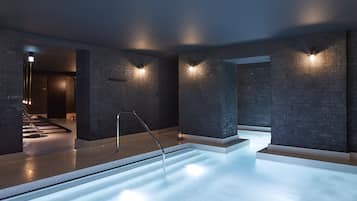 Couples treatment room(s), sauna, hot tub, steam room, body treatments