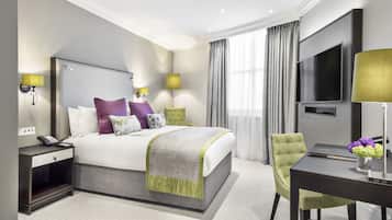 Hypo-allergenic bedding, in-room safe, desk, iron/ironing board