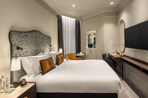 Superior Room, 1 Double Bed | Hypo-allergenic bedding, in-room safe, desk, iron/ironing board - St. James' Court, A Taj Hotel, London (London)