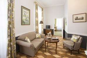 Standard Room | Living area