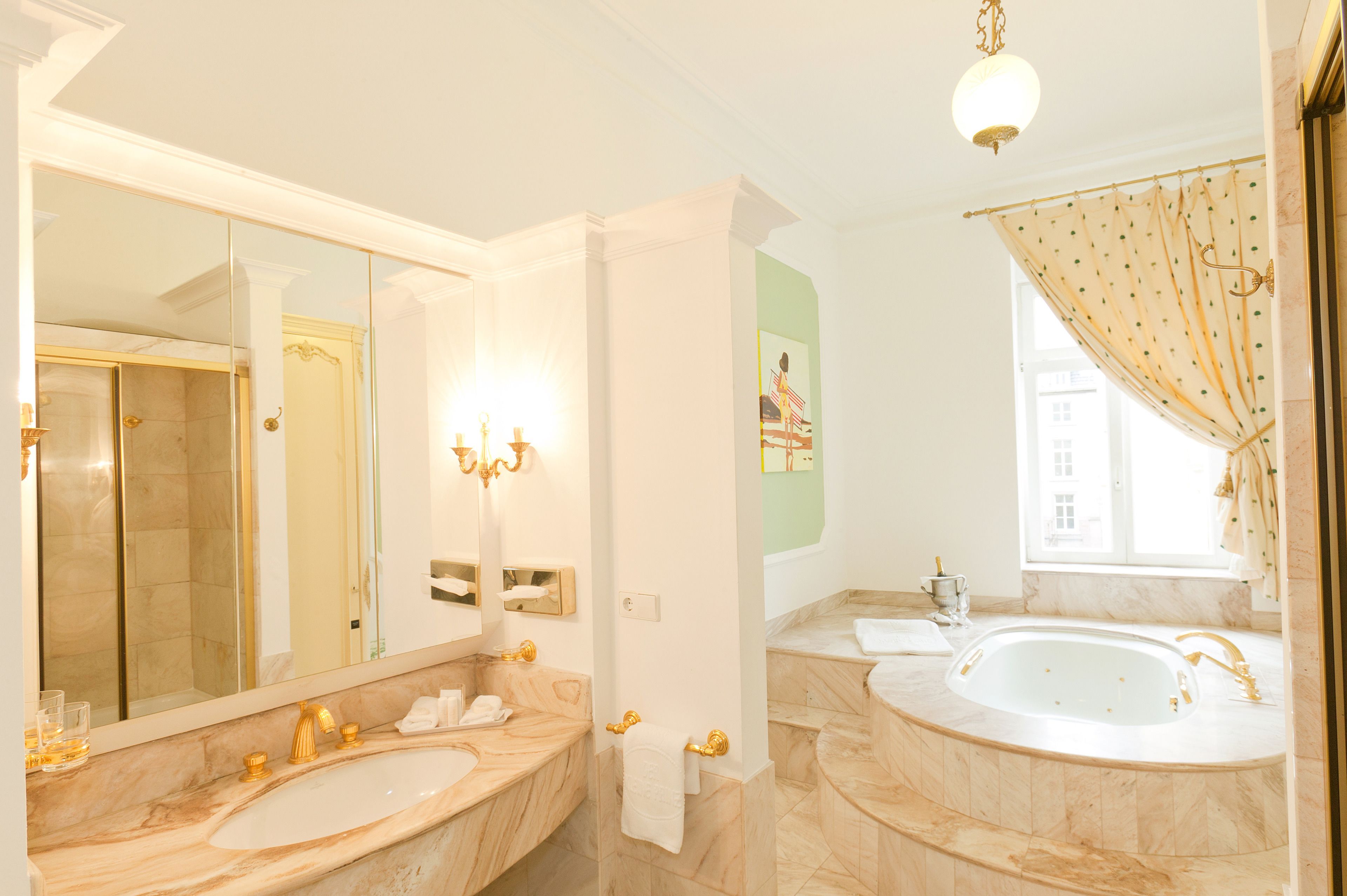 standard room | egyptian cotton sheets, premium bedding, down duvets