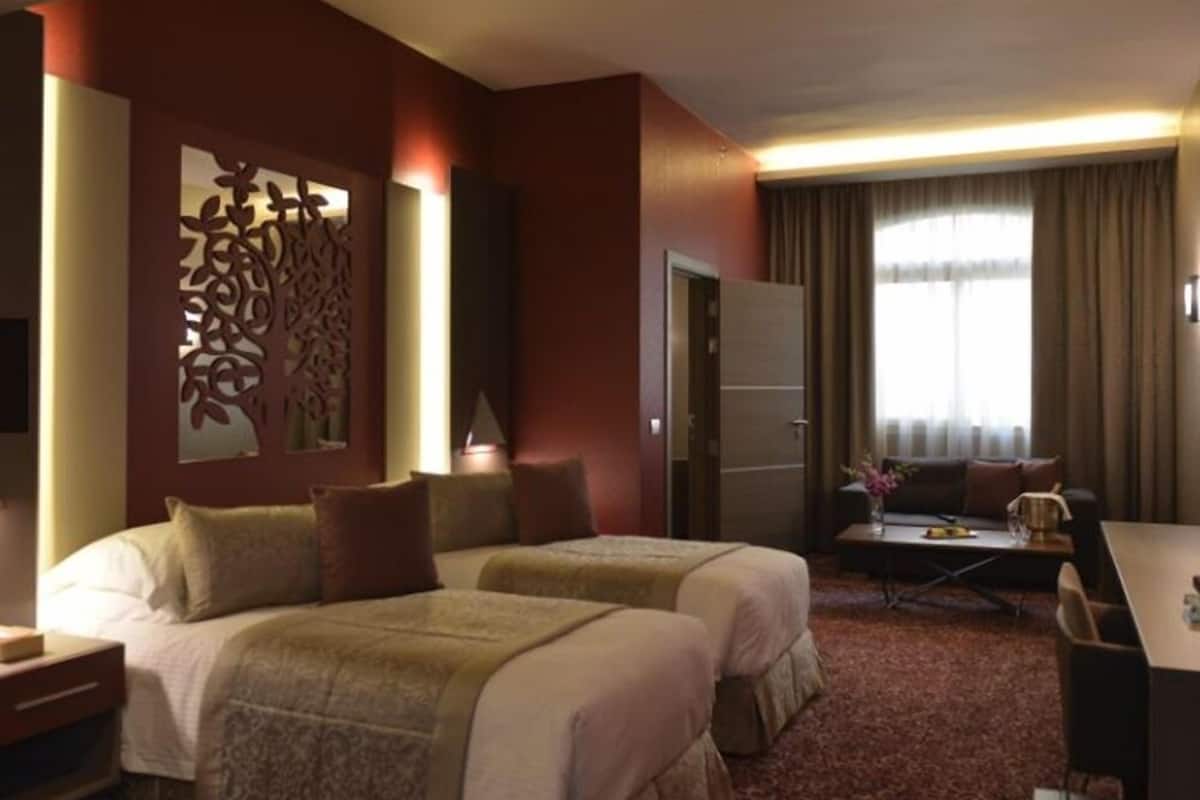 deluxe double club floor | 1 bedroom, premium bedding, minibar, in-room safe