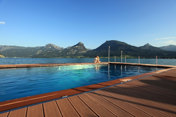 Piscine extérieure