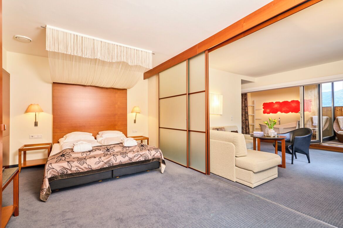 Phòng Suite, ban công, quang cảnh hồ (Rössl) | Bộ đồ giường kháng dị ứng, két bảo mật tại phòng, trang trí khác biệt 