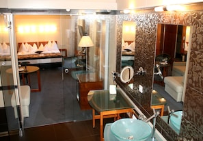 Deluxe Double Room, Balcony (Rössl) | Bathroom | Free toiletries, hair dryer, towels, toilet paper