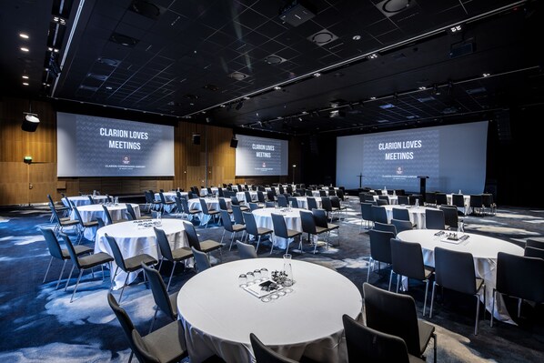 Meeting facility