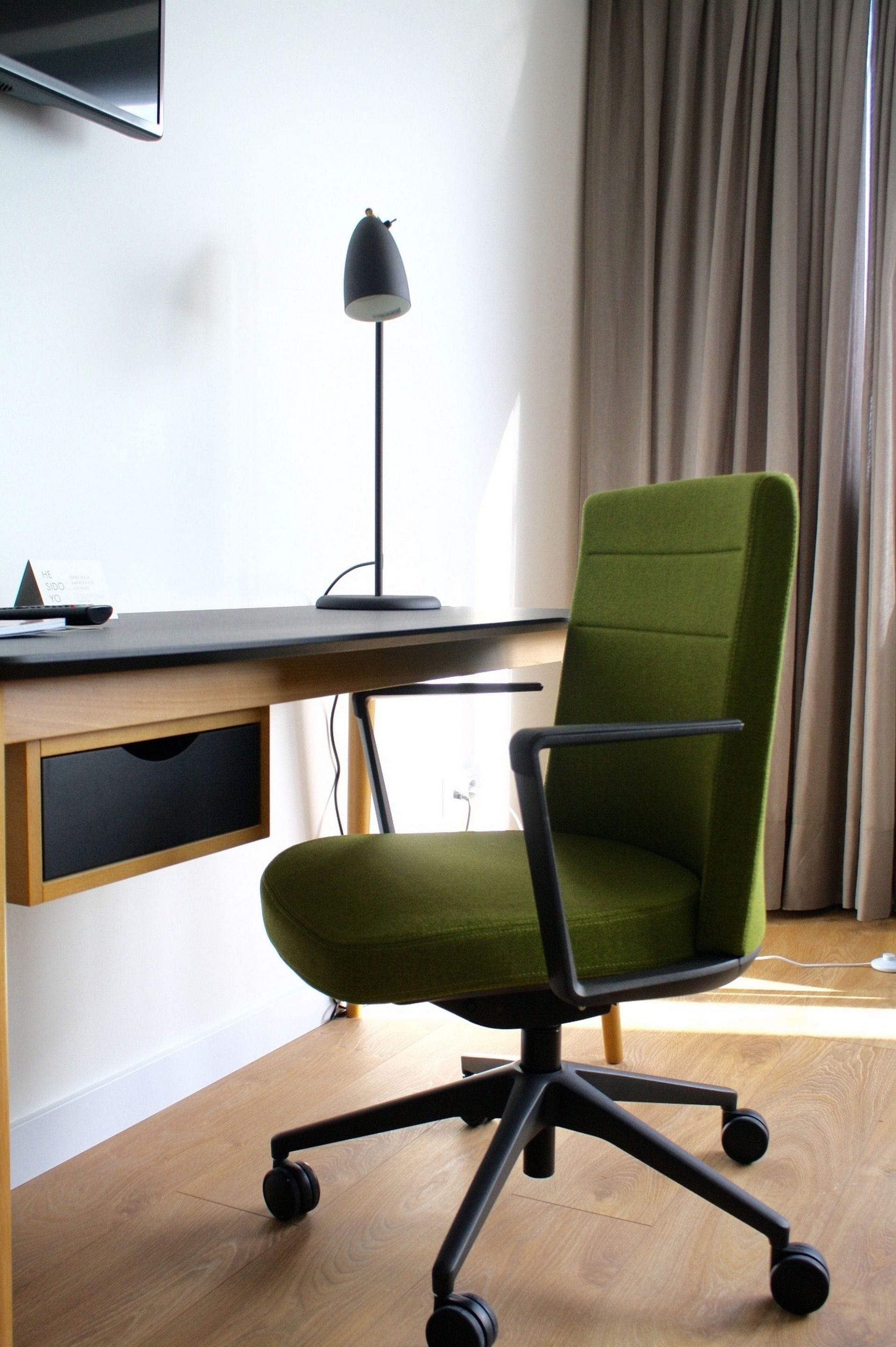 1 bedroom, down duvets, minibar, in-room safe