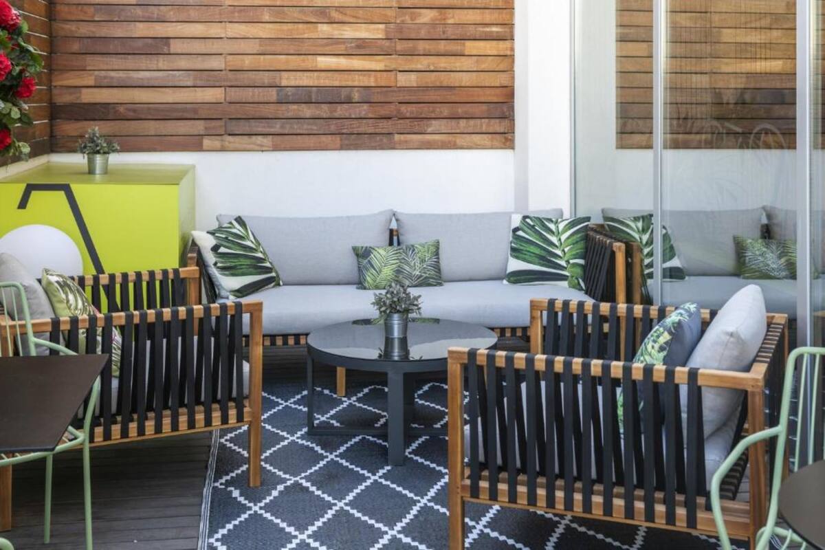 porch