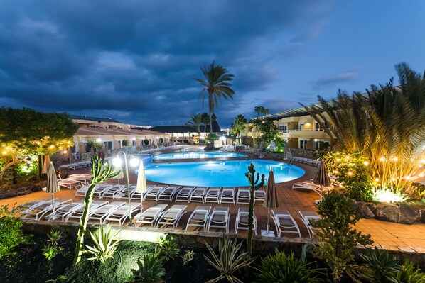 Sun deck