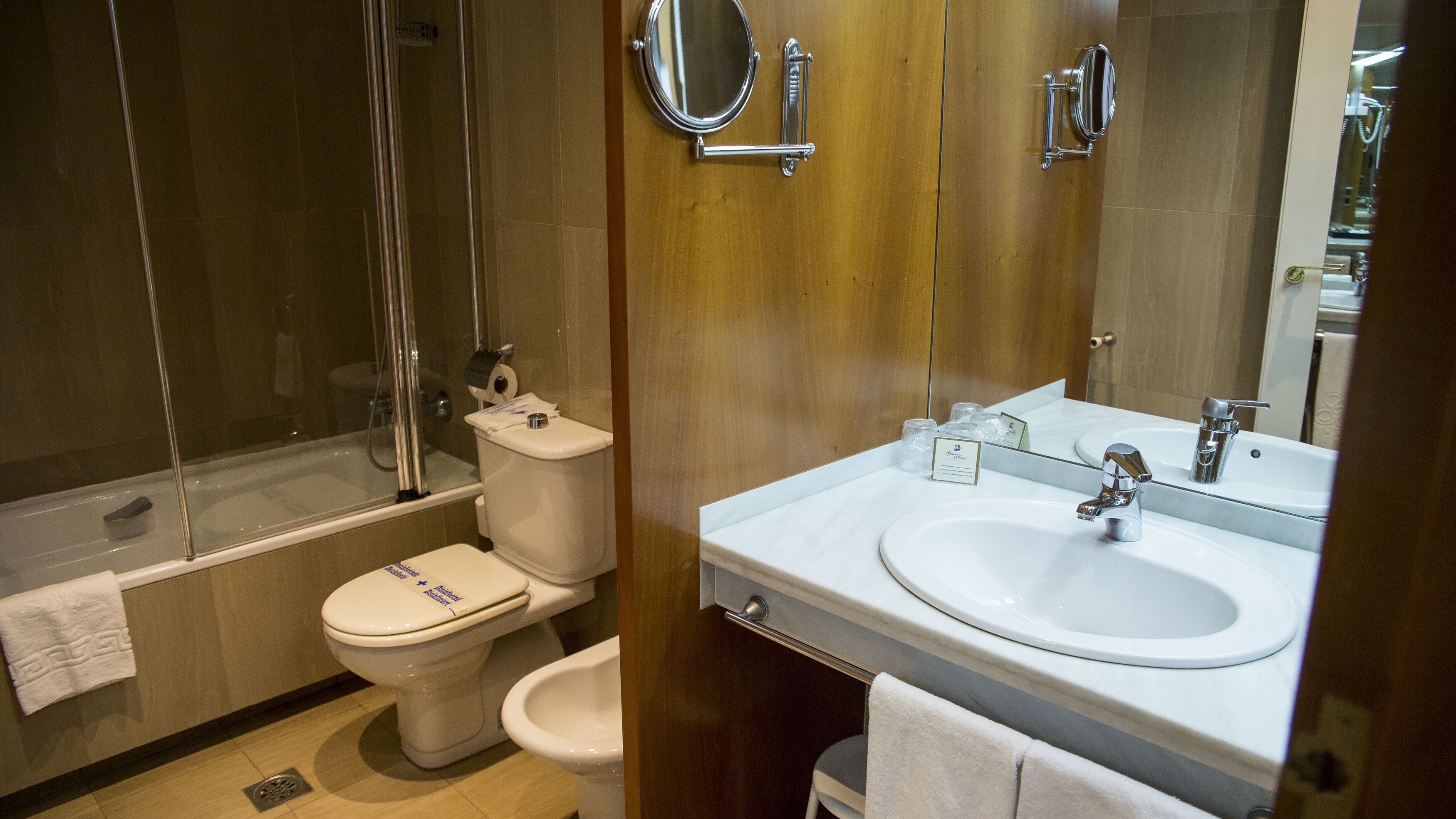 1 bedroom, egyptian cotton sheets, premium bedding, in-room safe