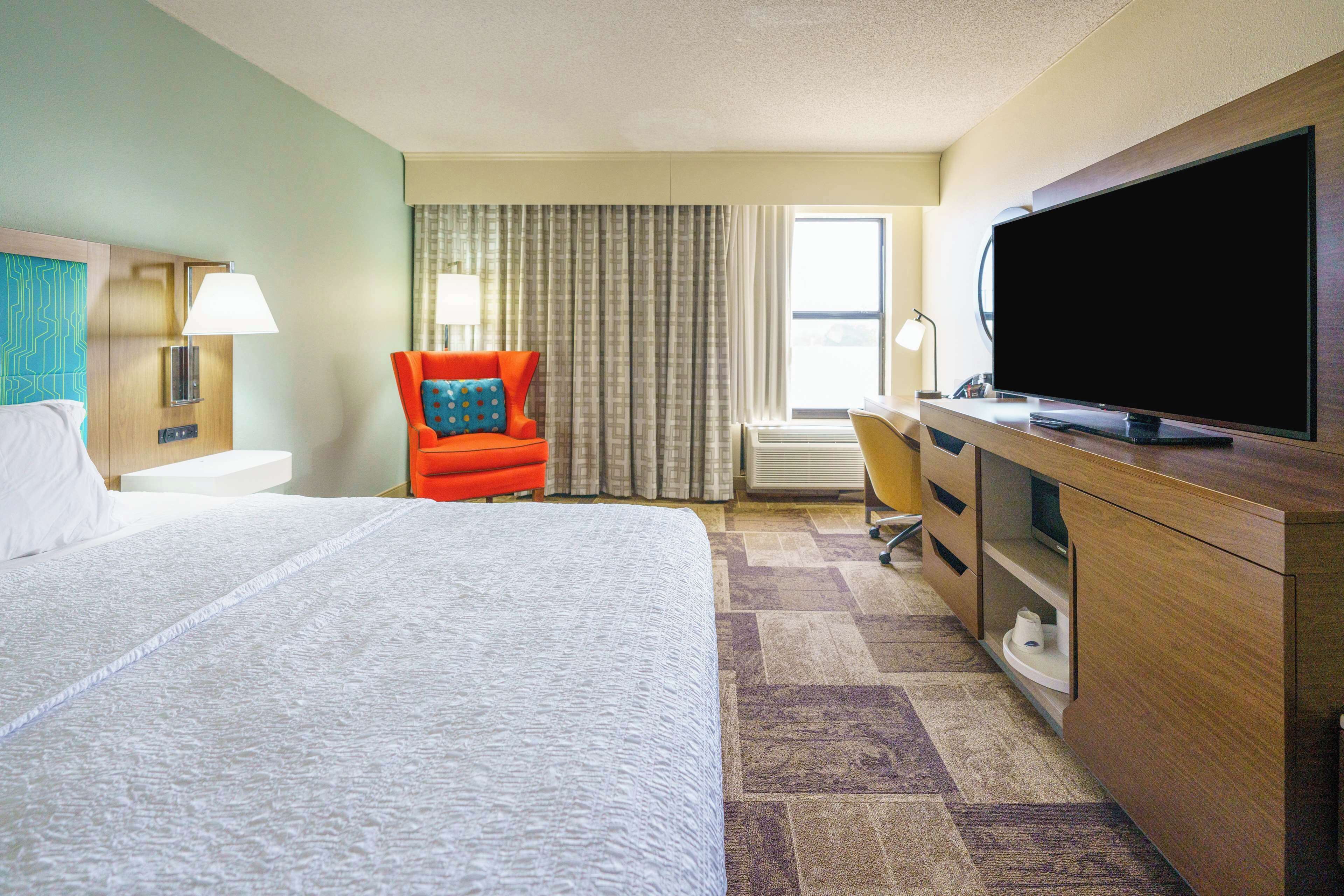 desk, laptop workspace, blackout curtains, soundproofing