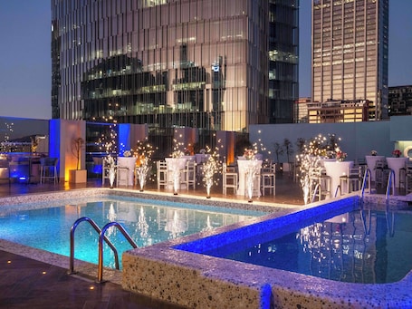 Outdoor pool. Galeria Plaza Reforma