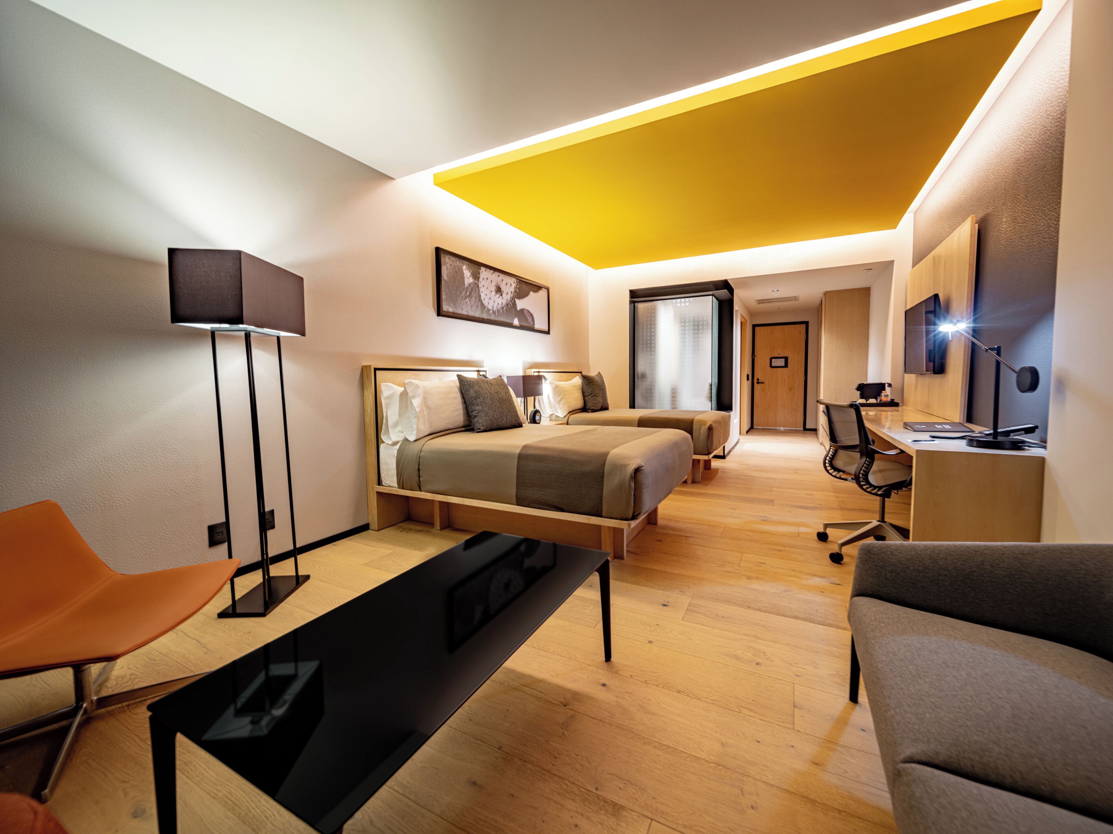 Executive Double | Minibar, in-room safe, desk, laptop workspace