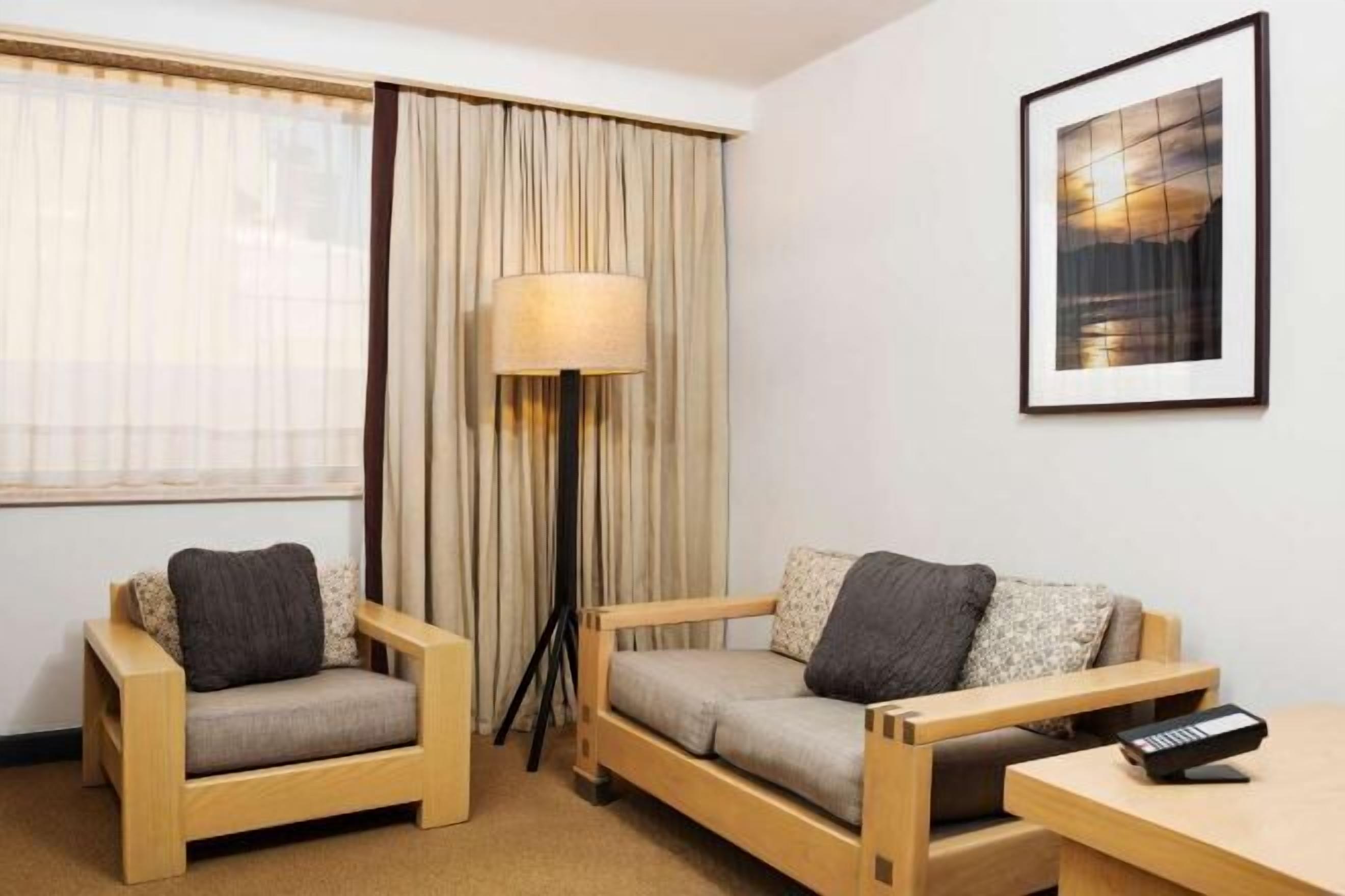 Living area | 32-inch LCD TV with cable channels, TV, iPod dock