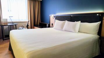 Minibar, in-room safe, desk, laptop workspace