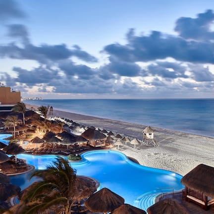 Minibar, in-room safe, desk, blackout drapes