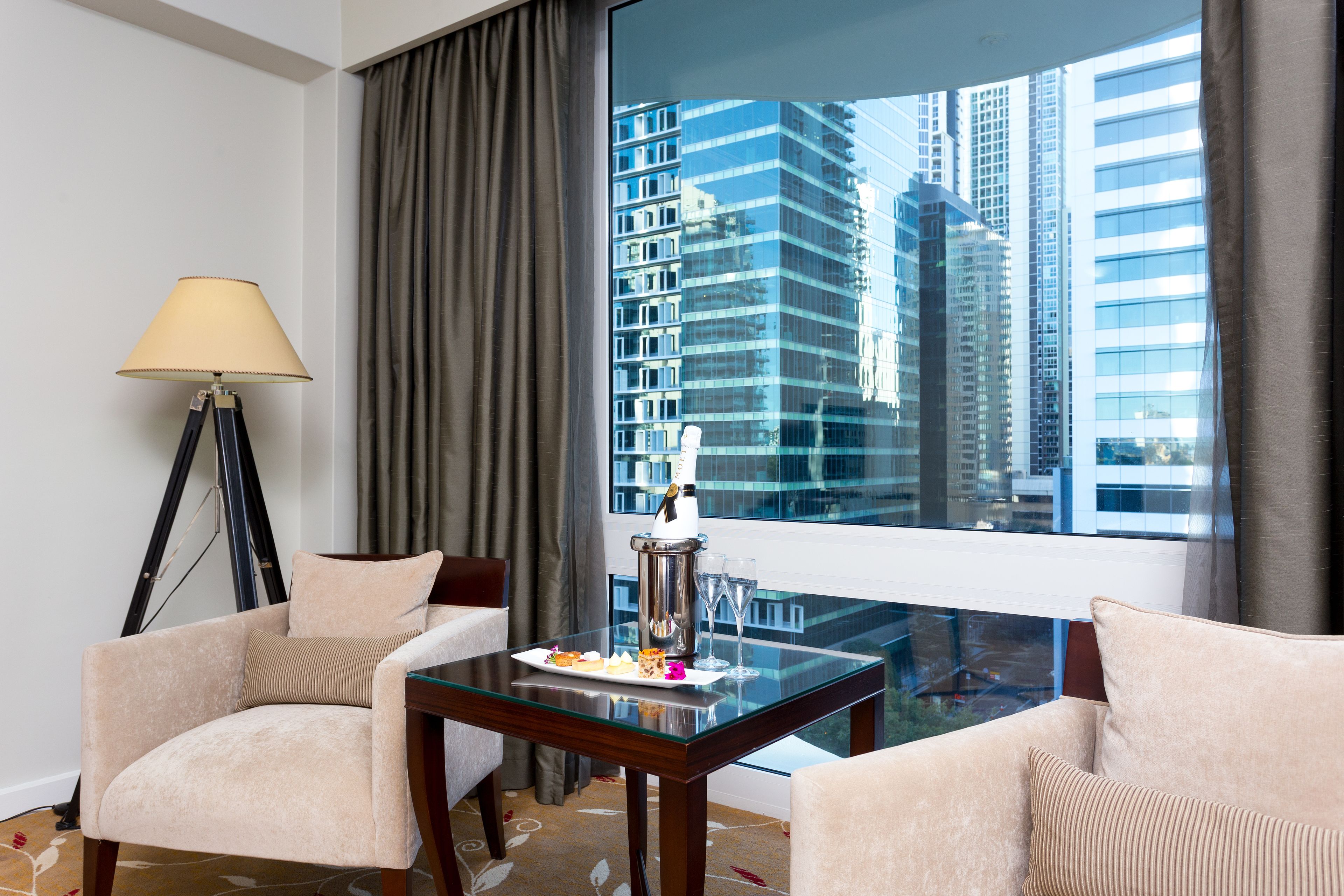 deluxe spa suite - inc. bottle of sparkling wine and complimentary self parking | view from room