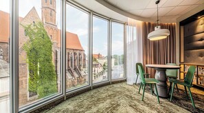 Familienzimmer, 1 Doppelbett (Cathedral View) | Ausblick vom Zimmer