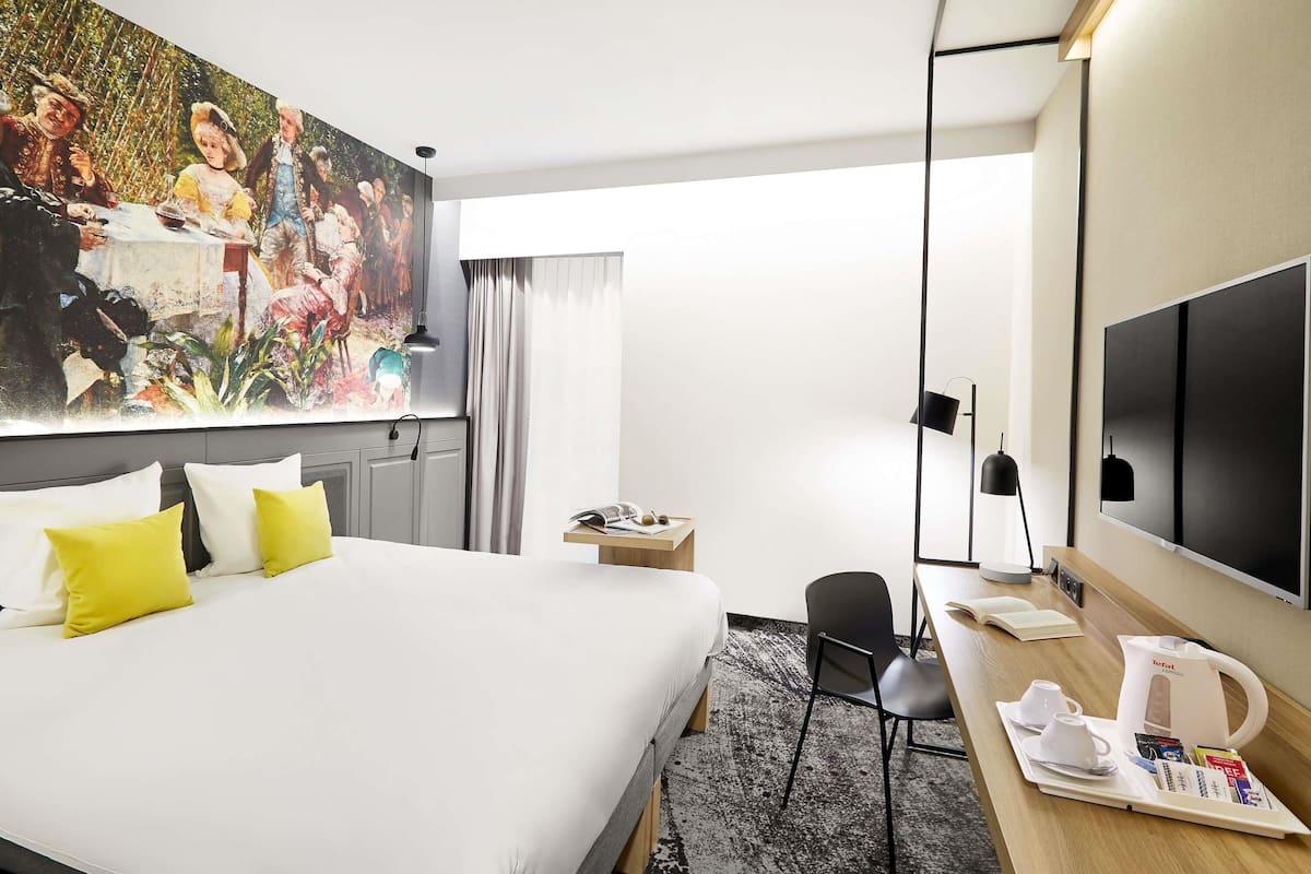 Classic Room, 1 Double Bed, city view
