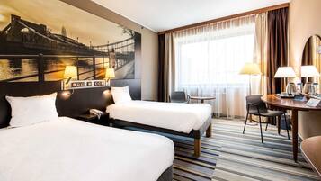 Literie hypoallergénique, minibar, coffres-forts dans les chambres
