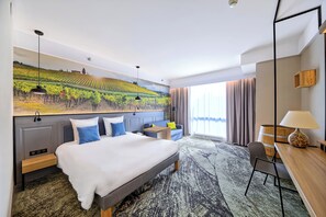 Privilege, 客房, 1 張標準雙人床, 城市景觀 | 低過敏寢具、客房內保險箱、書桌、遮光布/窗簾