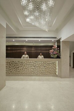 Lobby - Comfort Inn Heritage (Mumbai)