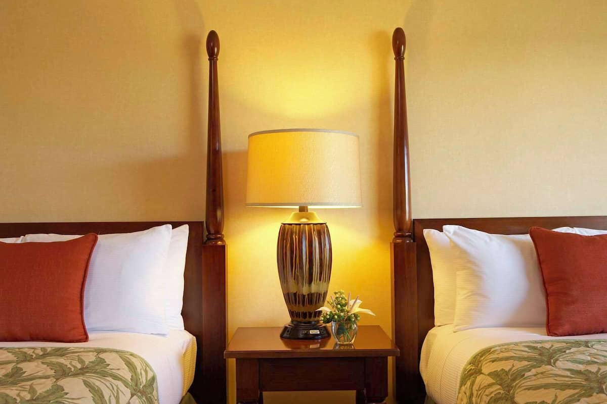 Down comforters, in-room safe, desk, laptop workspace