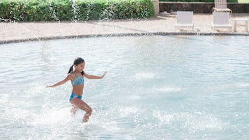 4 outdoor pools, open 8:00 AM to 10:00 PM, pool umbrellas, sun loungers
