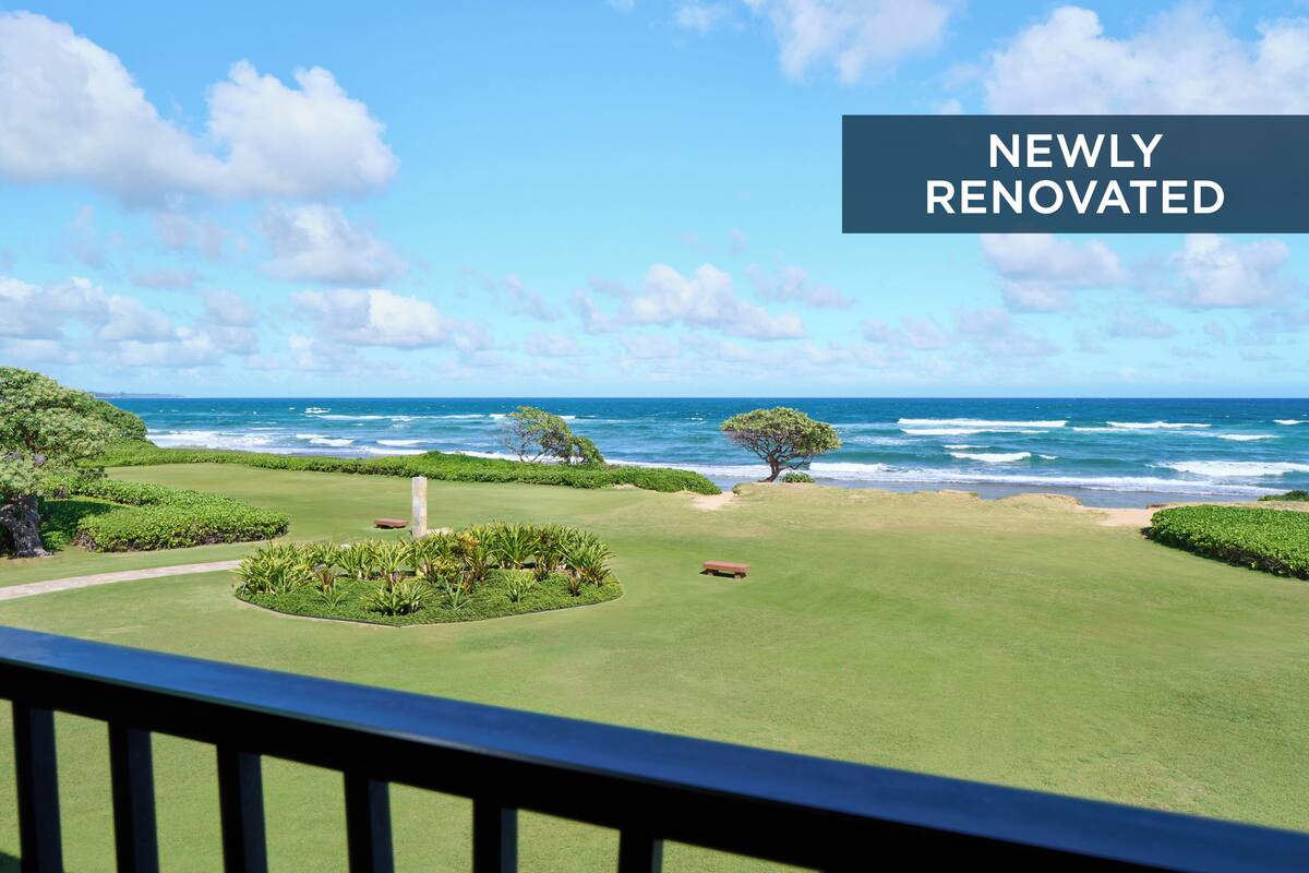 Signature Suite, 1 King Bed, Oceanfront (Newly Renovated) | Down comforters, in-room safe, desk, laptop workspace