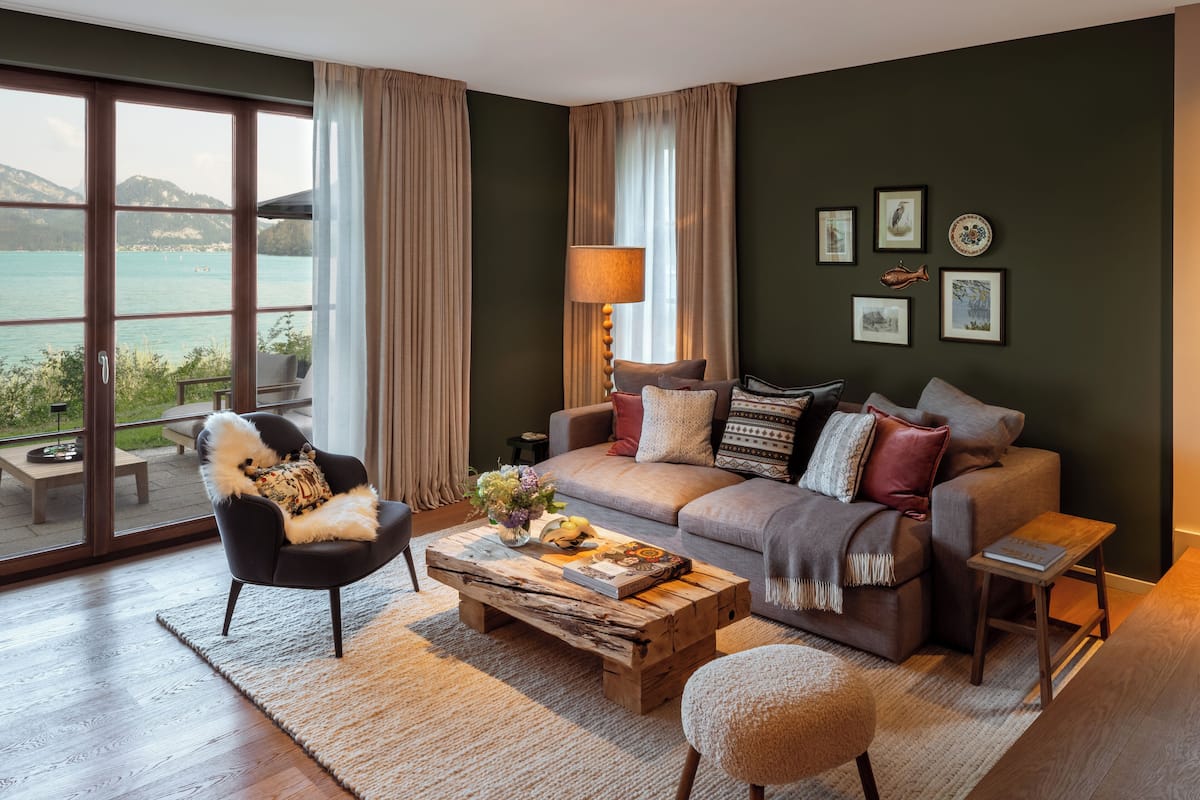 Three-Bedroom Chalet | Living area