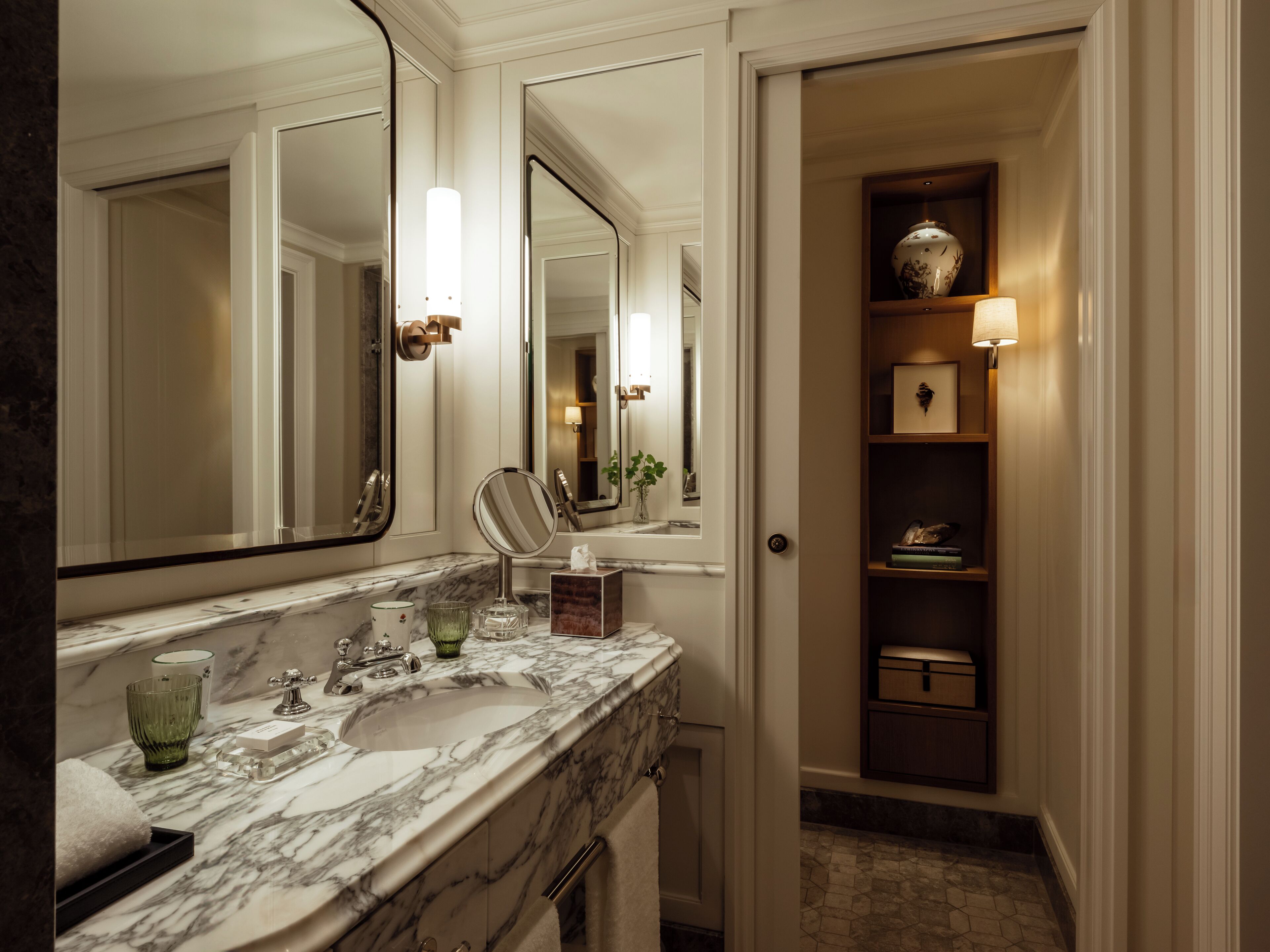 1 bedroom, premium bedding, free minibar items, in-room safe