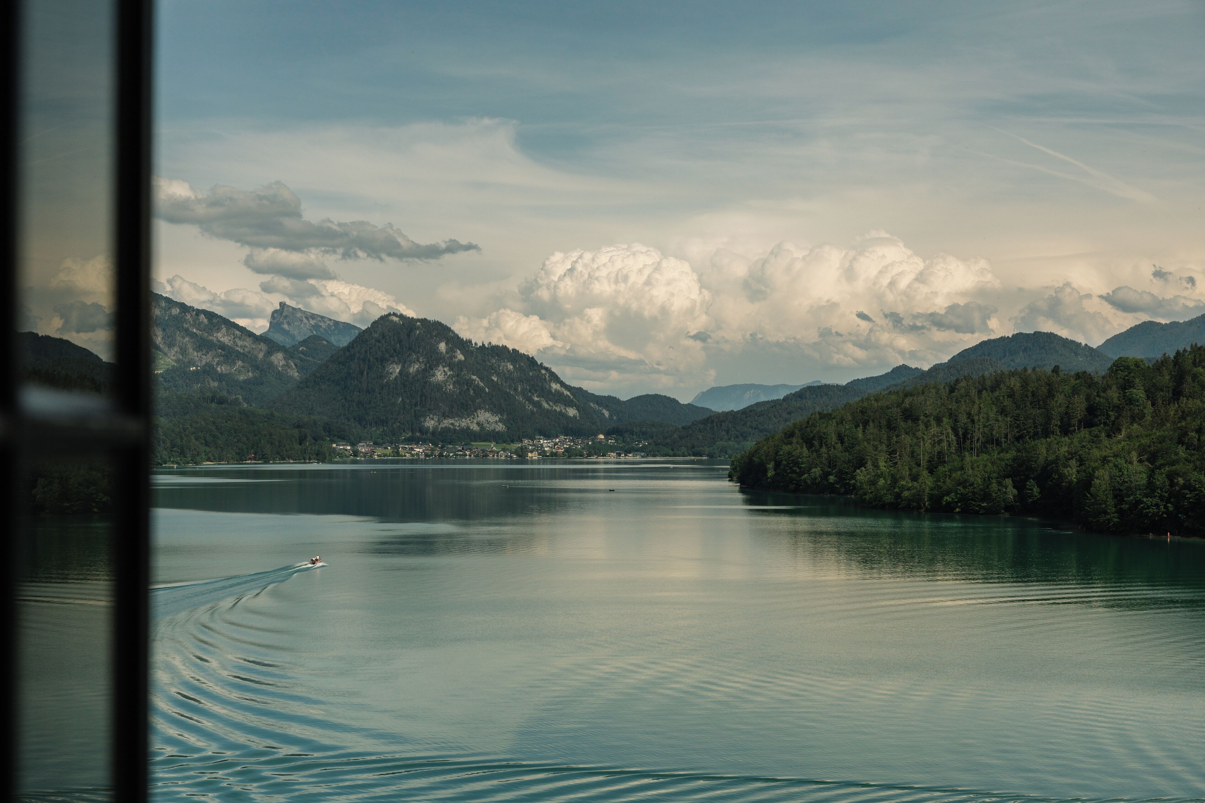 deluxe heritage suite | lake view