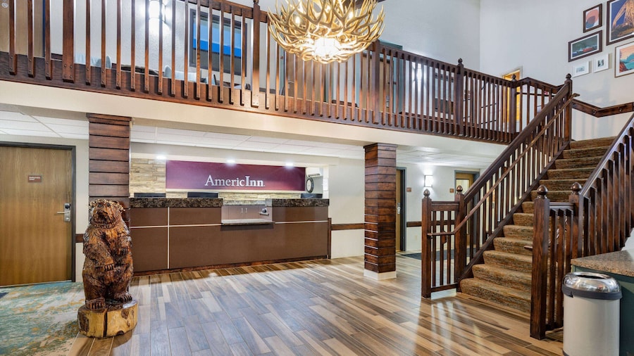 AmericInn by Wyndham Duluth South Black Woods Event Center