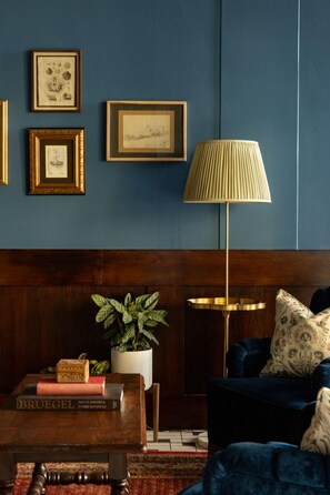 Lobby sitting area - Portrush Atlantic Hotel (Portrush)