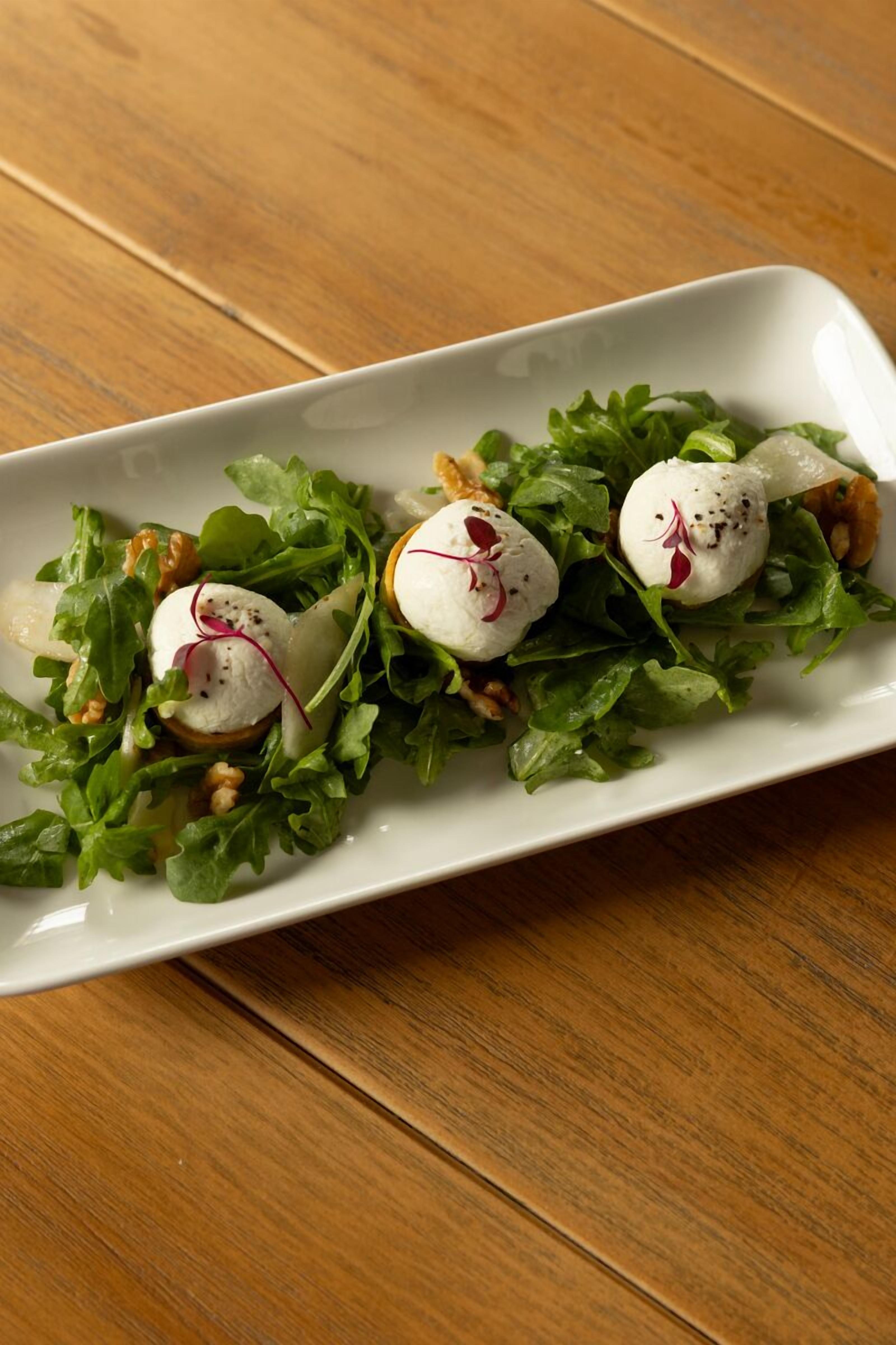 breakfast, lunch, dinner served; local cuisine, sea views