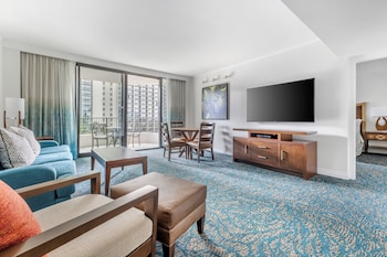 LAGOON TWR 2BDRM OCEANVW 1KG AND 2 TWNS/2DBLS | Living area | 47-inch LCD TV with cable channels, TV, video-game console at Hilton Grand Vacations Club at Hilton Hawaiian Village