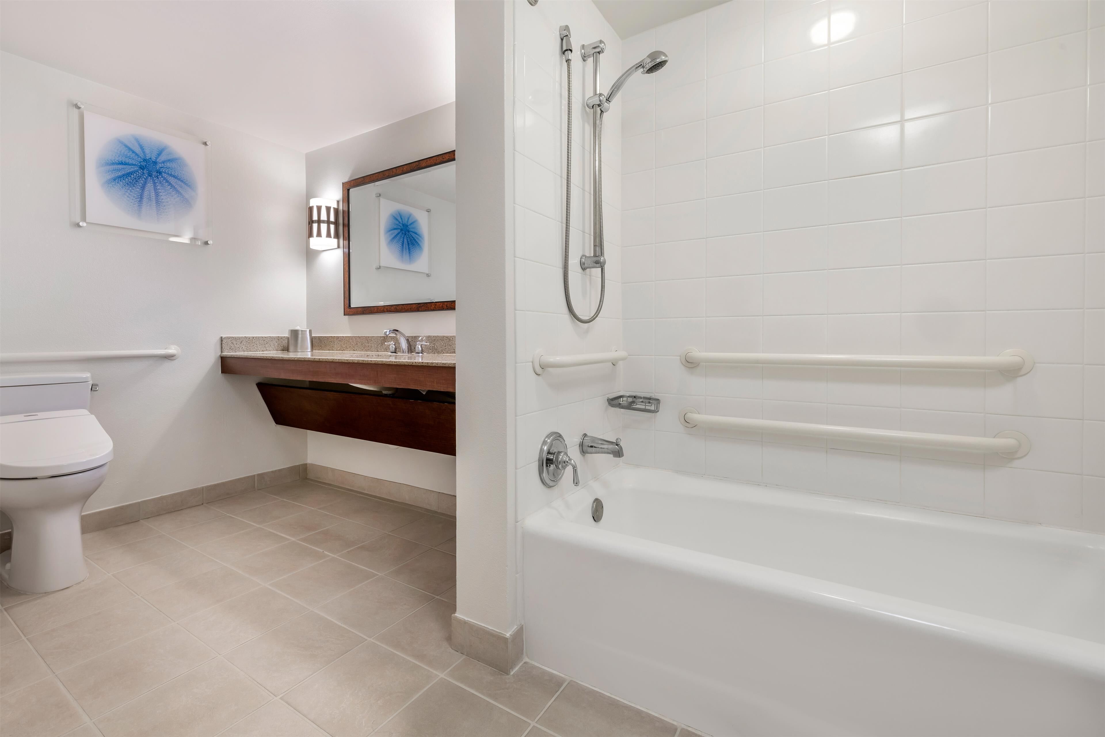 Photo - Hilton Grand Vacations Club at Hilton Hawaiian Village