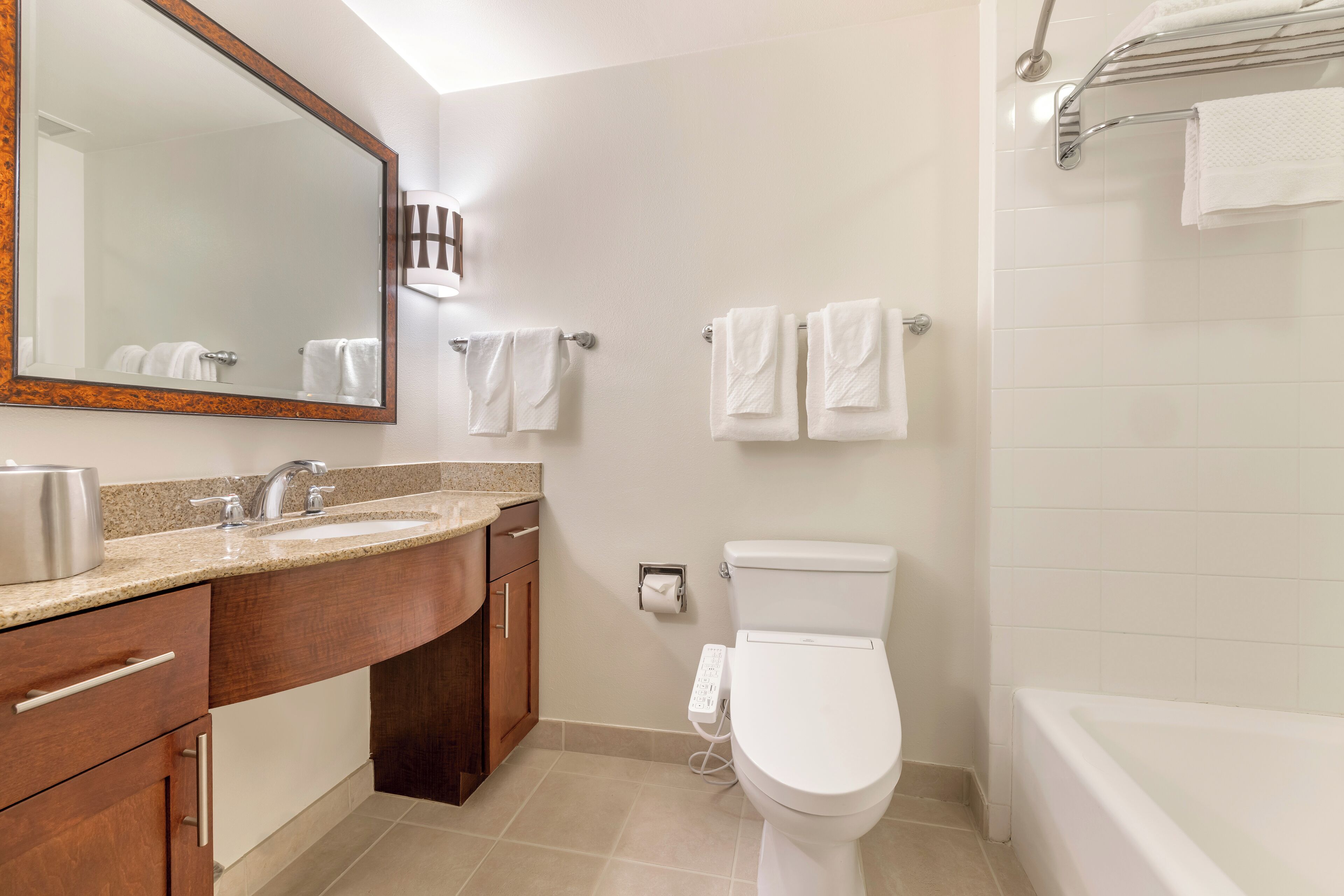 Photo - Hilton Grand Vacations Club at Hilton Hawaiian Village