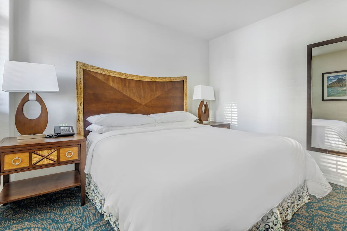 Premium bedding, pillowtop beds, in-room safe, blackout drapes