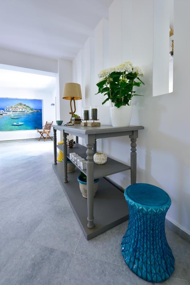 Kalidon Beach Hotel by null