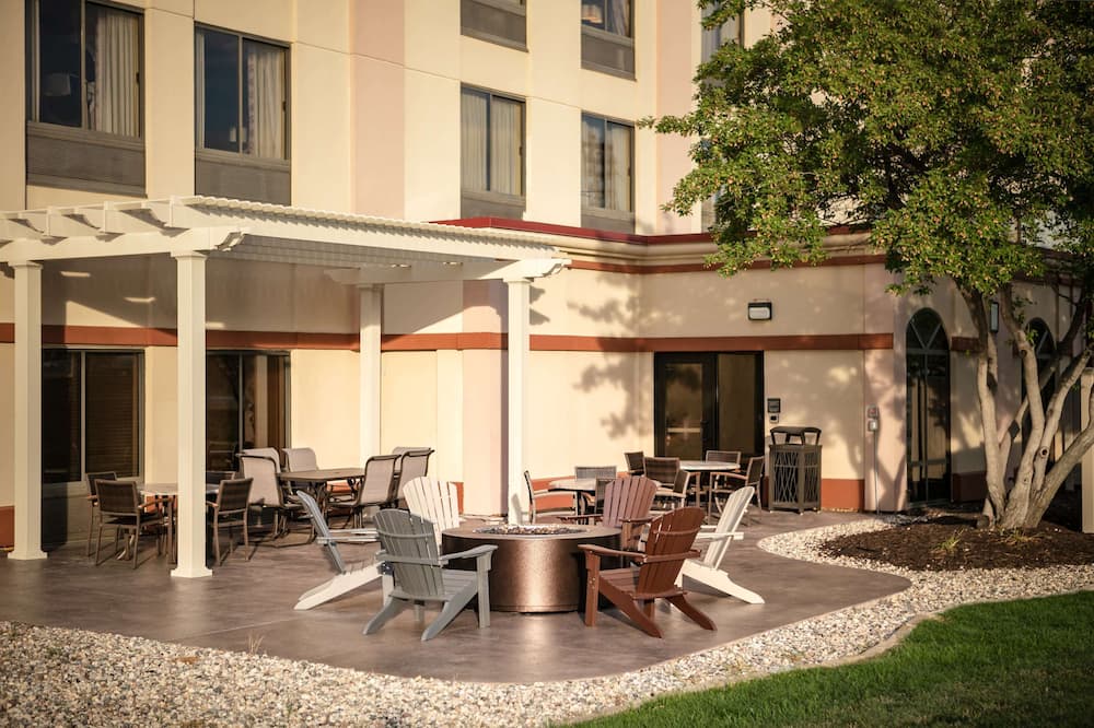 Hampton Inn Council Bluffs