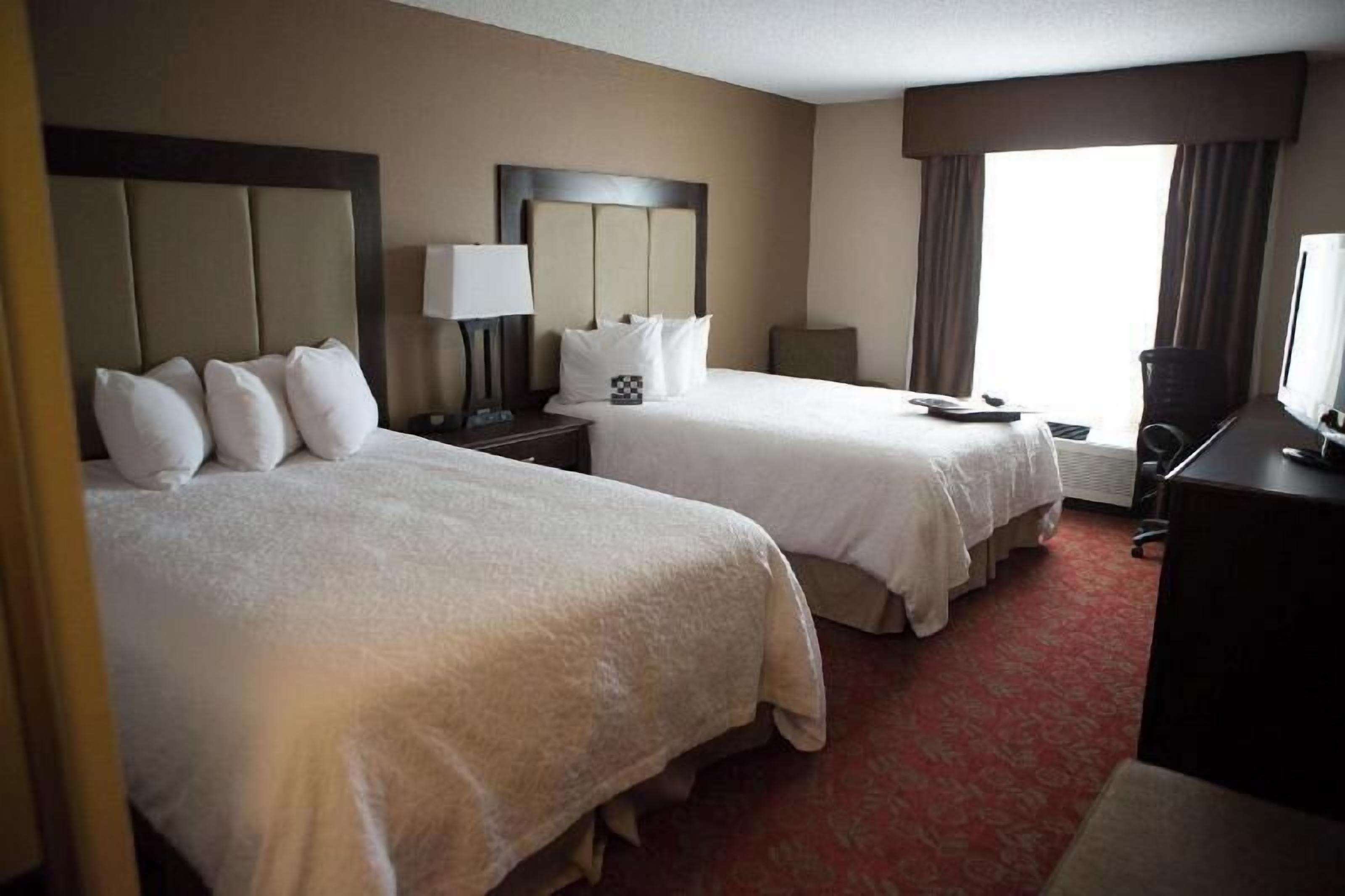 Desk, iron/ironing board, rollaway beds, free WiFi