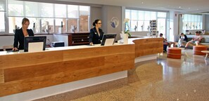 Check-in/check-out kiosk