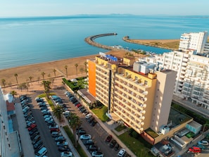 Front of property - Prestige Victoria Hotel (Roses)