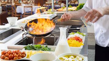 Se sirven desayunos y cenas