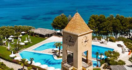 Candia Park Village