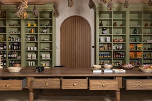 Gift shop - Candia Park Village (Agios Nikolaos)
