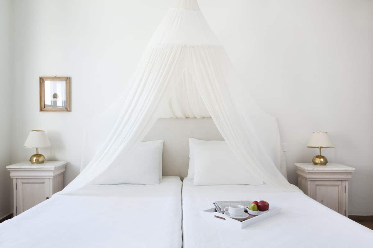 Leilighet – superior, 1 soverom, resort-utsikt (Family) | 1 soverom, allergitestet sengetøy, safe på rommet og skrivebord