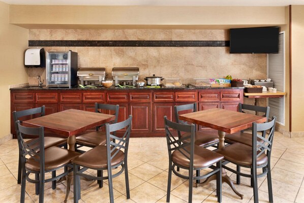 Free daily full breakfast